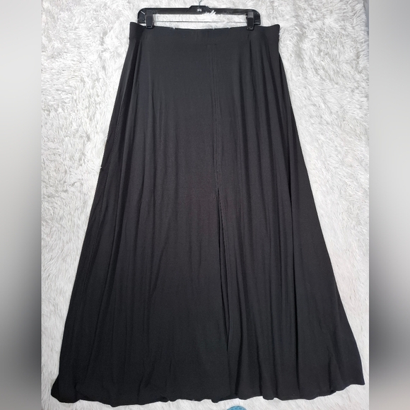 NWT NY&CO New York & Company Black Maxi Skirt Front Slit Stretch Soft Size Large - Picture 2 of 15